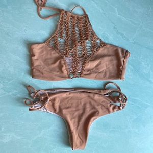 Acacia Swimwear Set - Large Bottoms; Medium Top